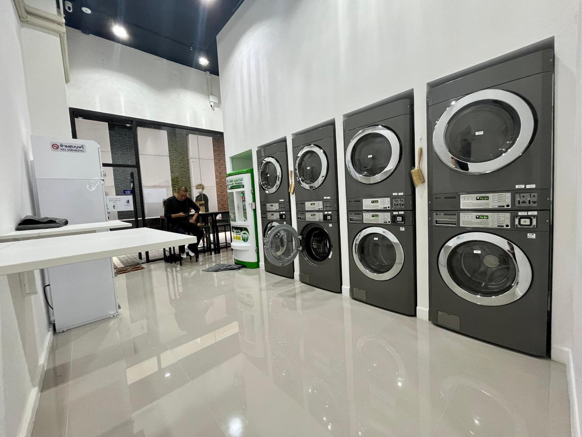 Cozy Walk To Bts Free Wi-fi Great Location * Bangkok
