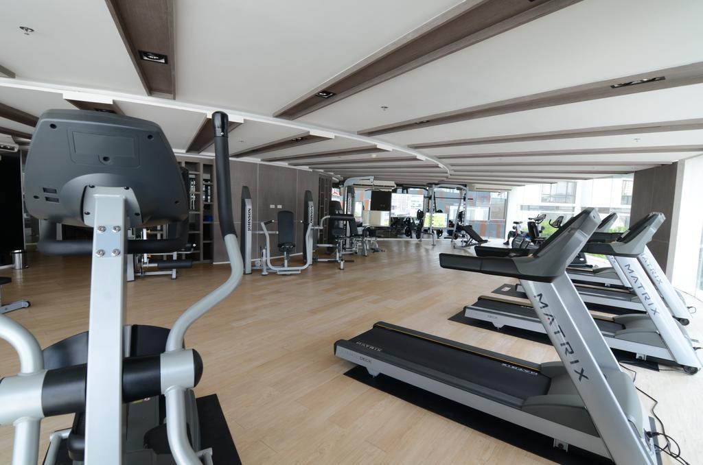 Apartment Cozy Walk To Bts Free Wi-fi Great Location