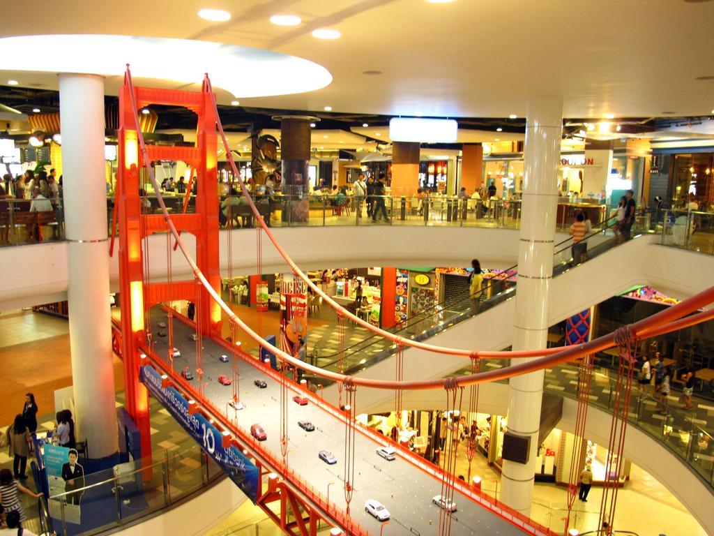 Cozy Walk To Bts Free Wi-fi Great Location